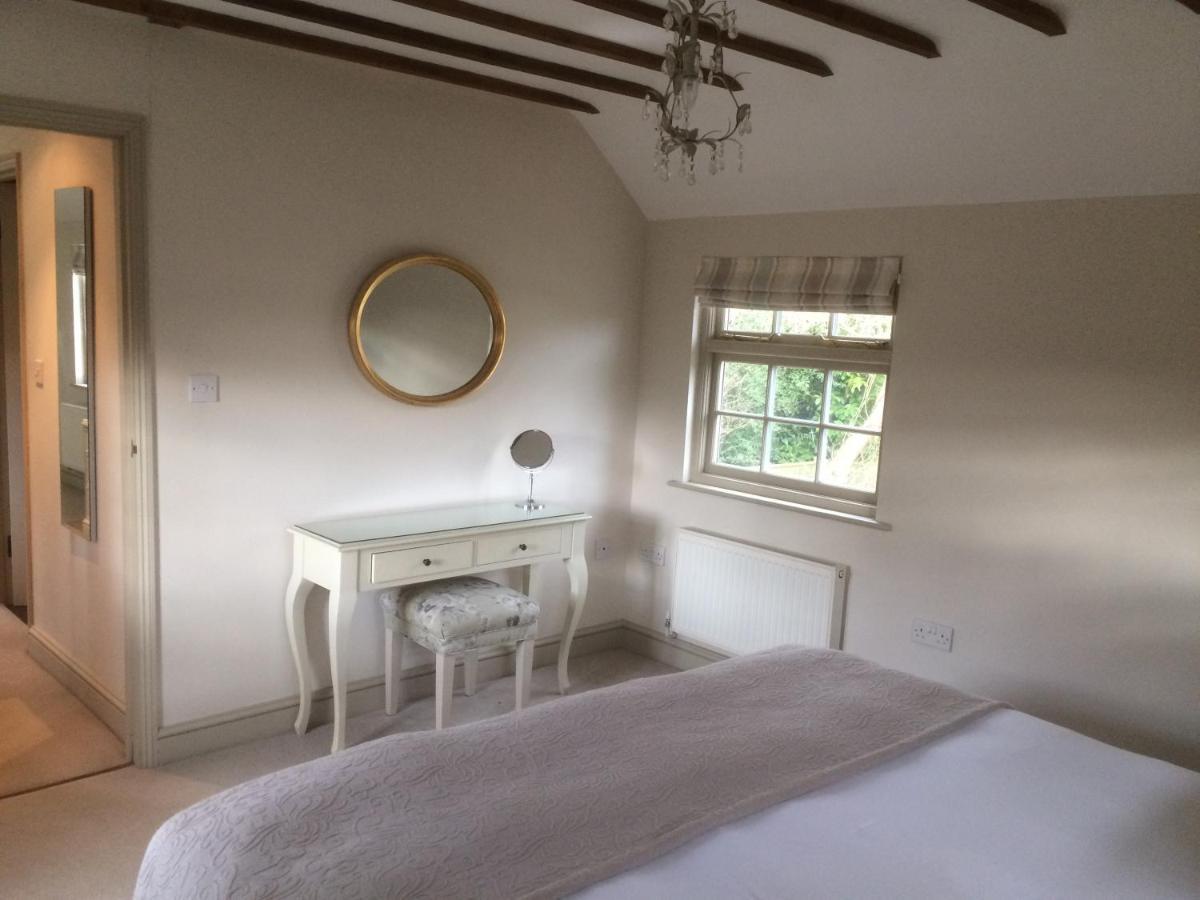 Bed and Breakfast The Barn At Woodview Hildenborough Exterior foto